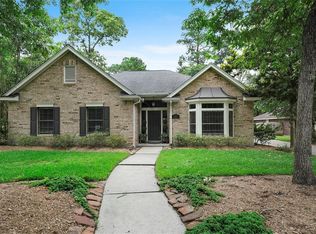 22 S Duskwood Pl, Spring, TX 77381