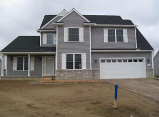 641 Marblewood Ln, Saline, MI 48176