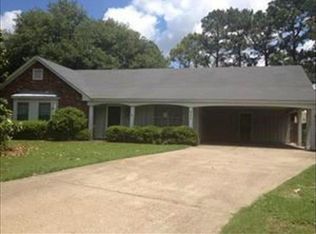 211 Glendale Cv, Greenville, MS 38701