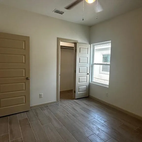609 N Emerald Ave #2 — Photo 9