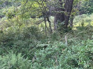 Blakeslee Ln, White Haven, PA 18661