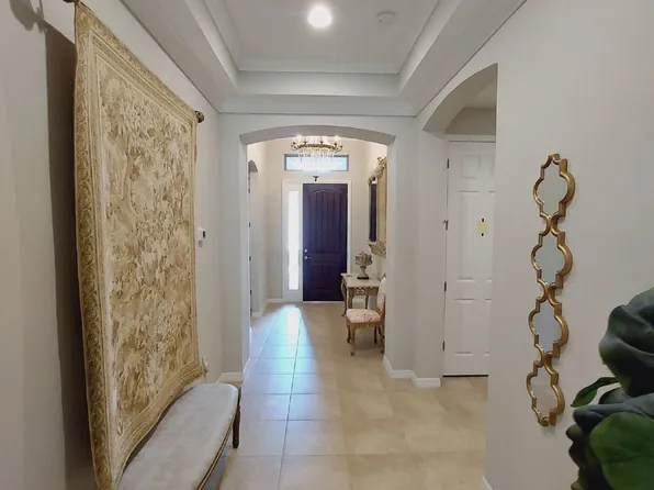 139 Maraviya Blvd, Nokomis, FL 34275