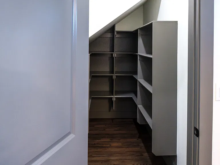 303 Park St #C — Photo 9