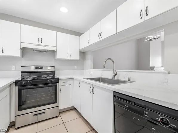 5000 Red Rock St APT 249, Las Vegas, NV 89118