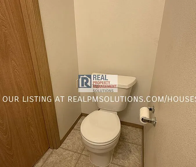 8514 N Syracuse St #1 — Photo 11