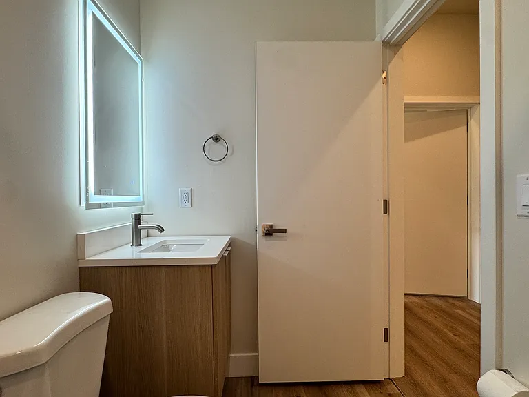5222-24 Chester Ave #3 — Photo 20