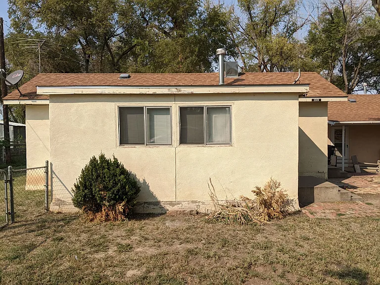 109 W Washington Ave — Photo 19
