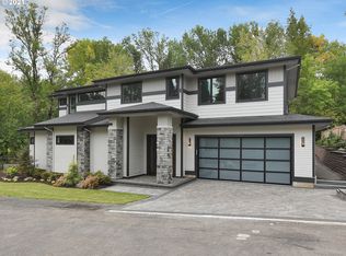 13598 Goodall Rd, Lake Oswego, OR 97034