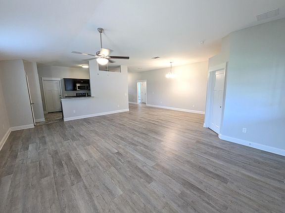 4th image of 1651 Ponderosa Dr