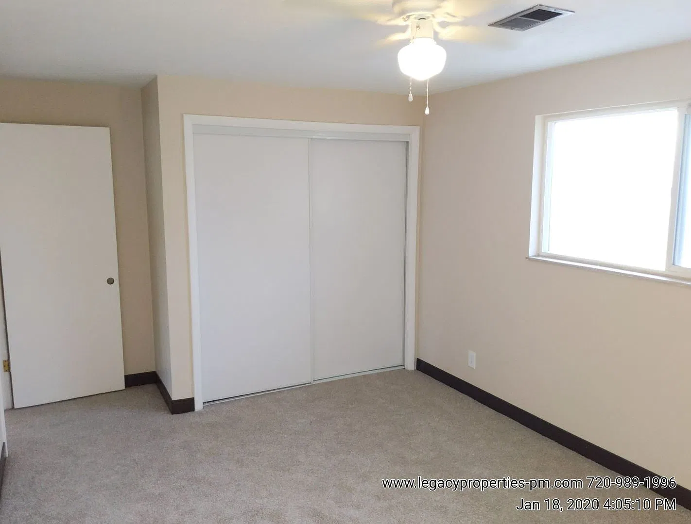 Quaint 2 bed/ 1 bath condo — Photo 3