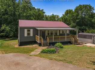 5285 Kelly Rd, Charleston, WV 25313