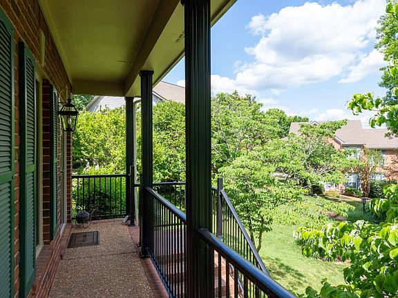 5th image of 1439 Southampton Ct