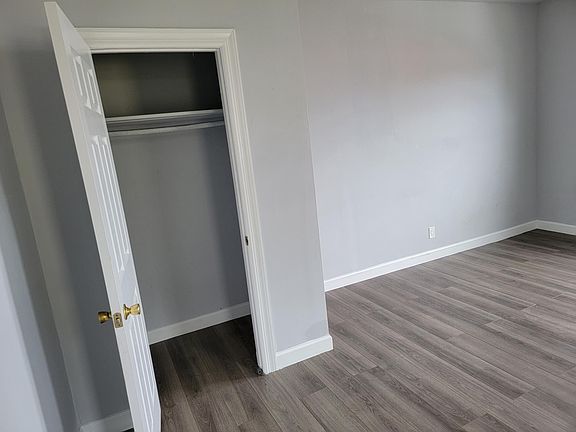 2nd image of 126 Verona Ave Floor 2