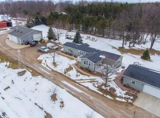 4657 Larbee Rd, Vassar, MI 48768