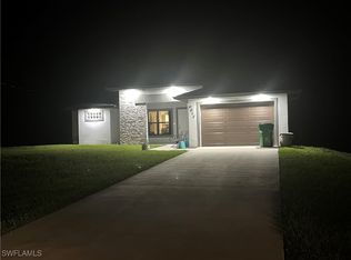 9014 E Castle Cir, Labelle, FL 33935