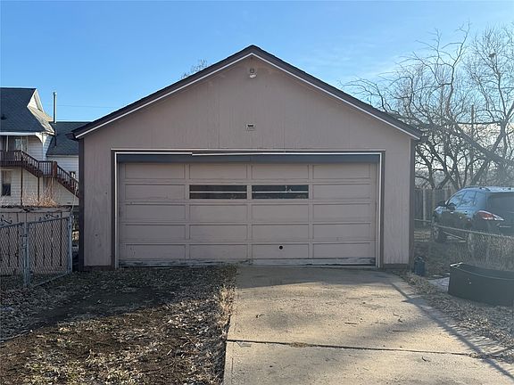 4th image of 1547 Arlington Ave