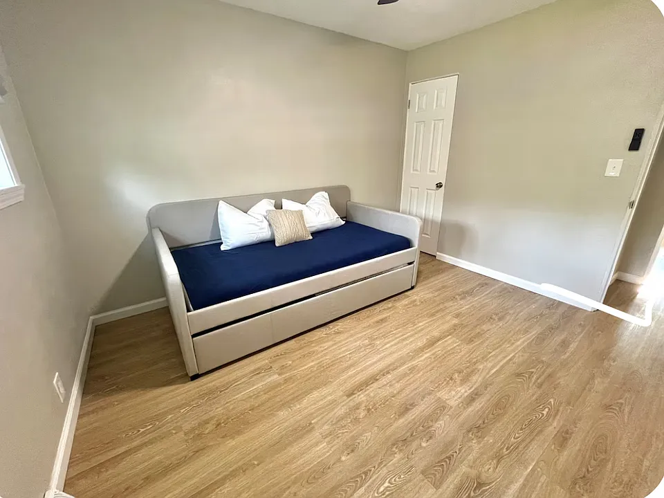 43 Plackemeier Dr