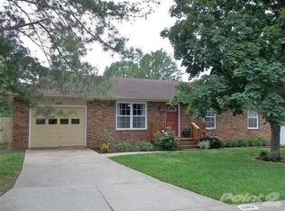 1102 E Bingham St, Ozark, MO 65721