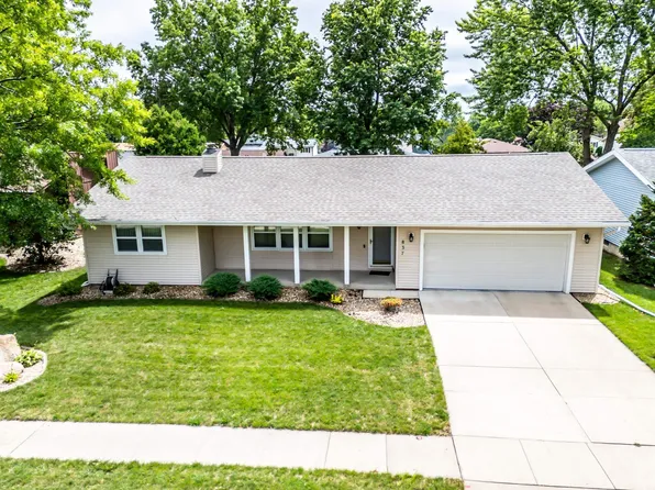 837 Wendy Rd, Waterloo, IA 50701