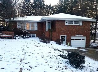 146 Greenhill Dr, Washington, PA 15301