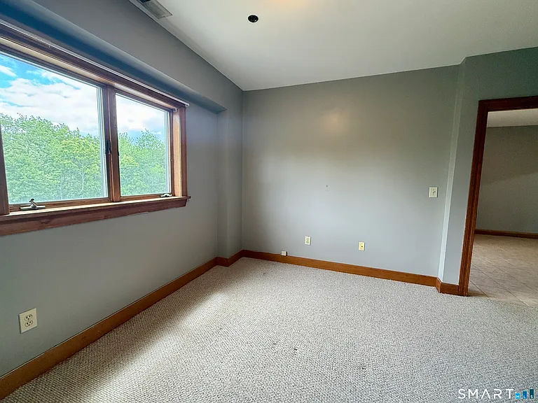 11 Centre St #19 — Photo 10