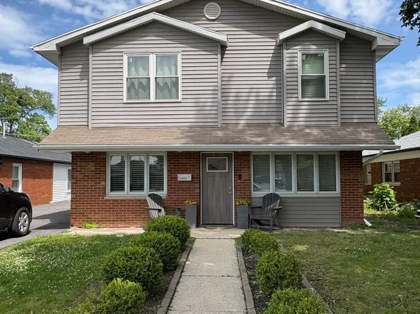 11555 S Sacramento Dr, Merrionette Park, IL 60803