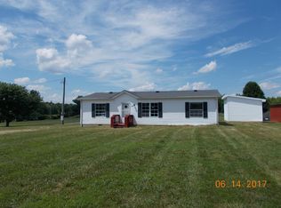 1025 Poplar Ridge Rd, Chapmansboro, TN 37035
