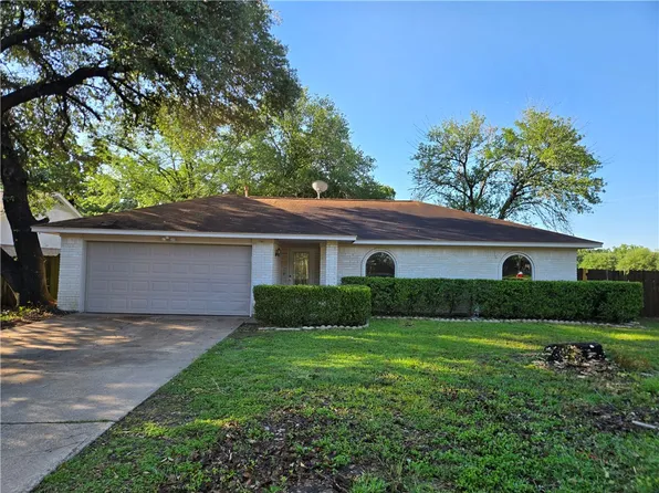 1100 Hawk Tree Dr, College Station, TX 77845