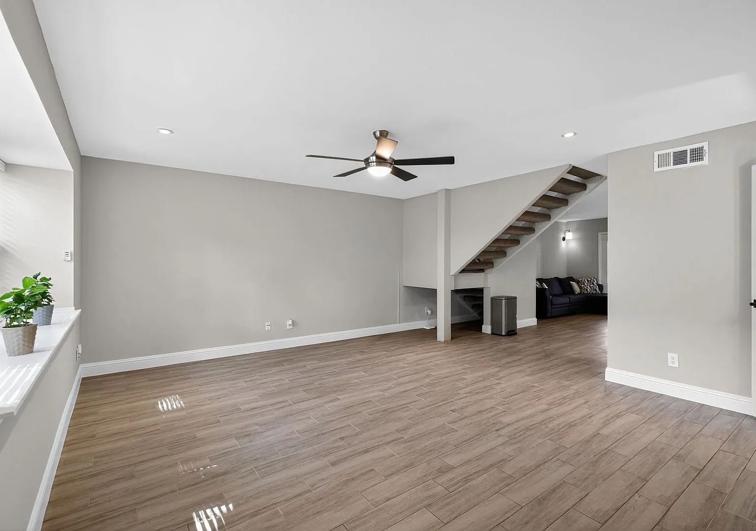 Renovated 3BR Townhome in Houston — Photo 4