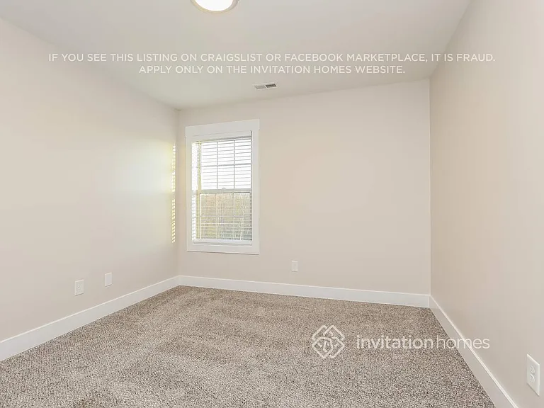 148 Hartmann Crossing Dr — Photo 10