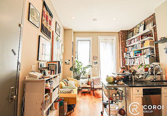 3rd image of 131 Herkimer St #1F