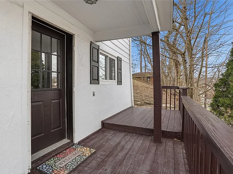 125 Liberty St — Photo 22