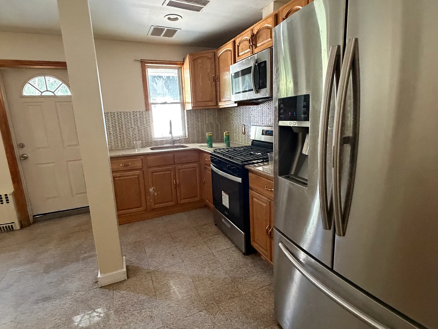 1 bed, $1,400 — Photo 3