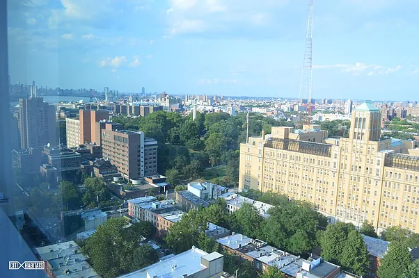 Sold by Citi Habitats | media 21