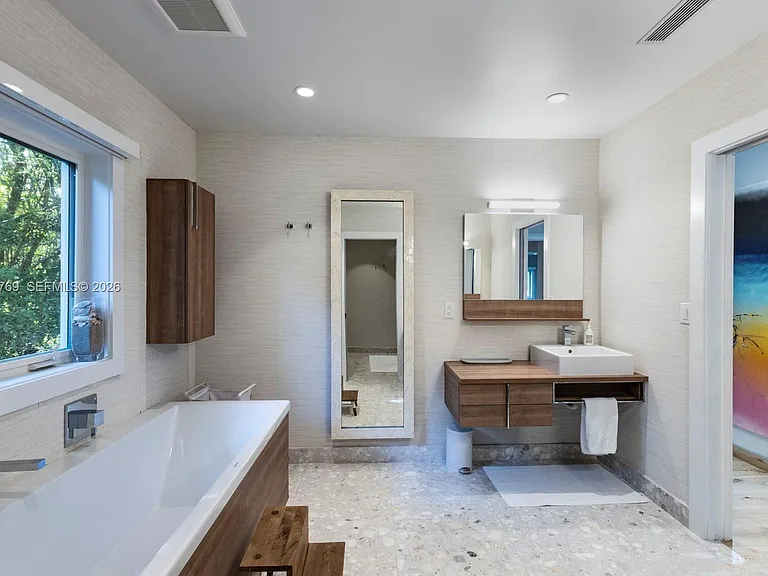 5780 Las Palmas Dr — Photo 29