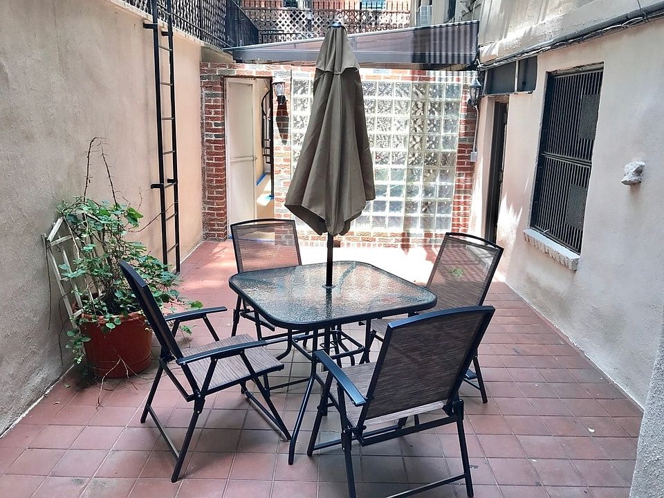 1st image of 169 Allen St APT 1D