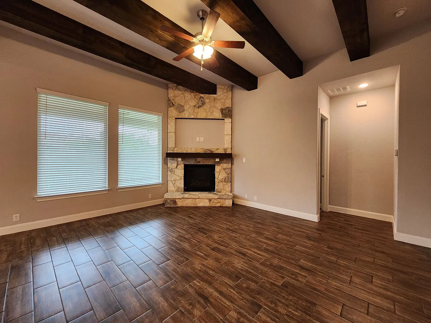5/3/3 in Settlement at Gruene! Little over 1 Mile to Gruene & the Guadalupe River!! Fridge Includ... — Photo 2