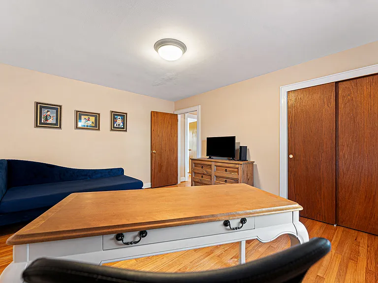 224 Race St — Photo 19