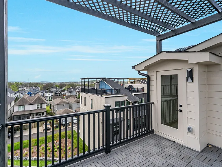 5301 Centennial Blvd #B — Photo 17
