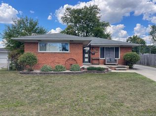 30649 Whittier Ave, Madison Heights, MI 48071