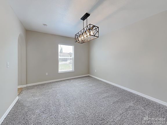 4th image of 334 Ashford Dr