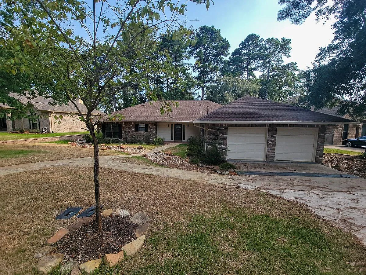 3 bed, 2.0 bath, 2175 sqft, $2,500 — Photo 2