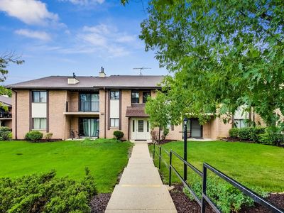 2212 Wharf Dr APT 2106, Woodridge, IL, 60517