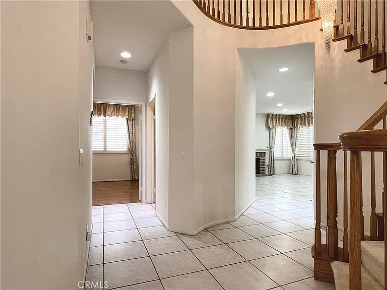 2712 Westbourne Pl — Photo 11