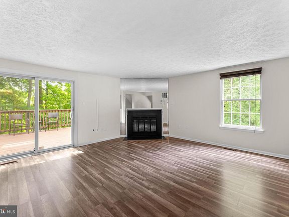 2nd image of 9572 Donnan Castle Ct