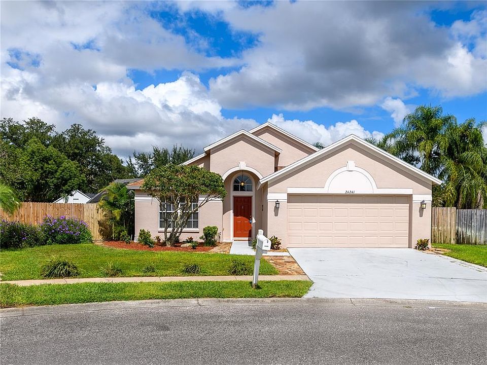 1st image of 24241 BRANCHWOOD COURT