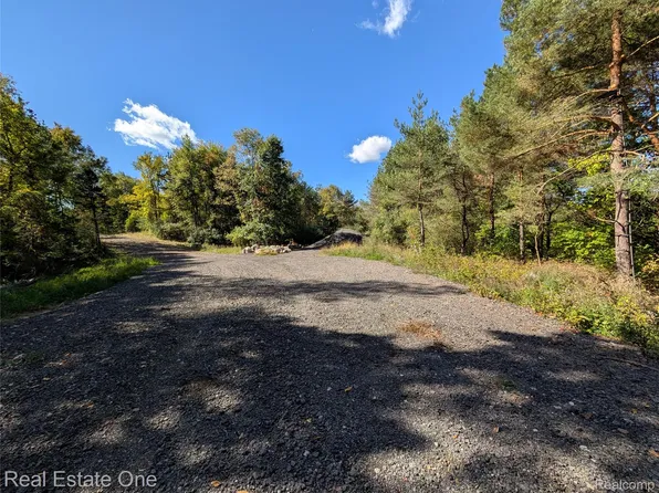 0 Clare Ln, White Lake, MI 48383