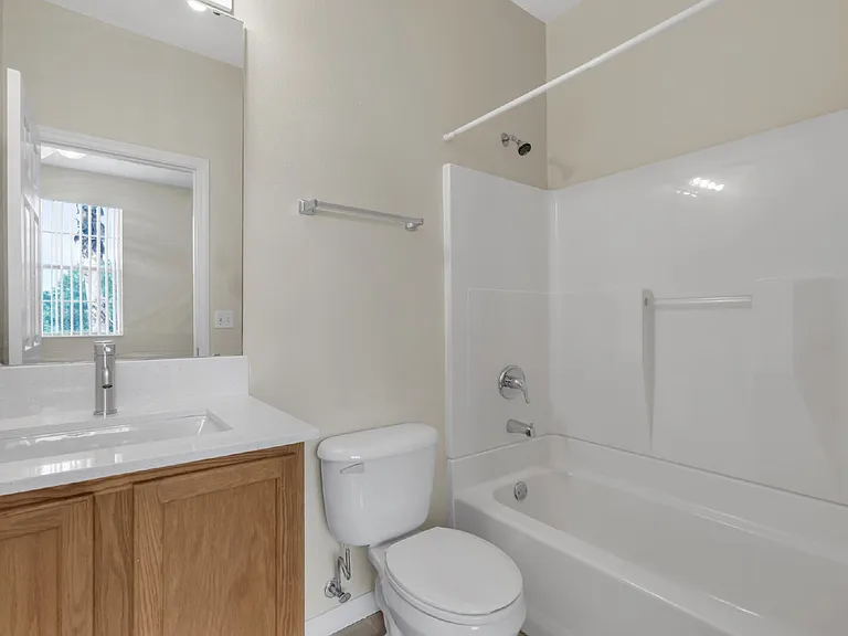 1413 Retreat Cir — Photo 19