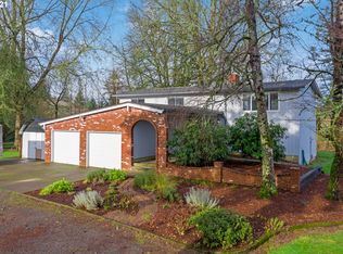 14333 Holly Crest Ln, Oregon City, OR 97045