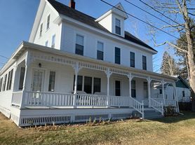 17 Steamboat Ave